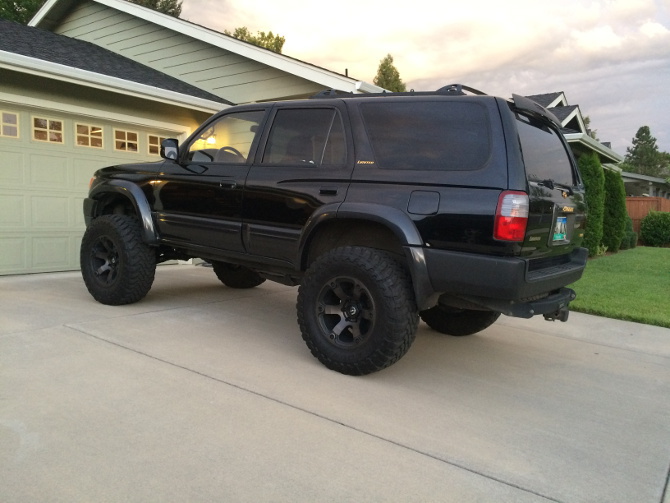 1996 Toyota 4Runner Limited 4wd Toyo Open Country M/T 295/70R17 (834)