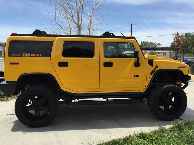 2003 Hummer H2 Base Model Toyo Open Country M/T 37/13.50R24 (1026)