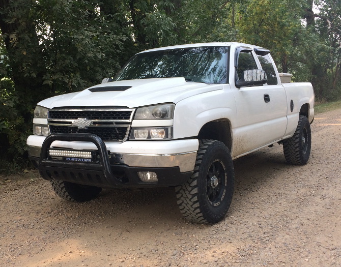 2006 Chevrolet Silverado K1500 Extended Cab Toyo Open Country M/T 295/70R17 (949)