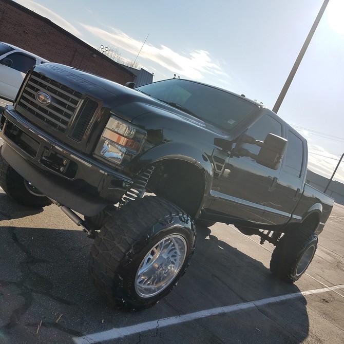 2008 Ford F250 FX4 Crew Cab 4x4 With TPMS Nitto Mud Grappler 40/15.50R22 (4144)