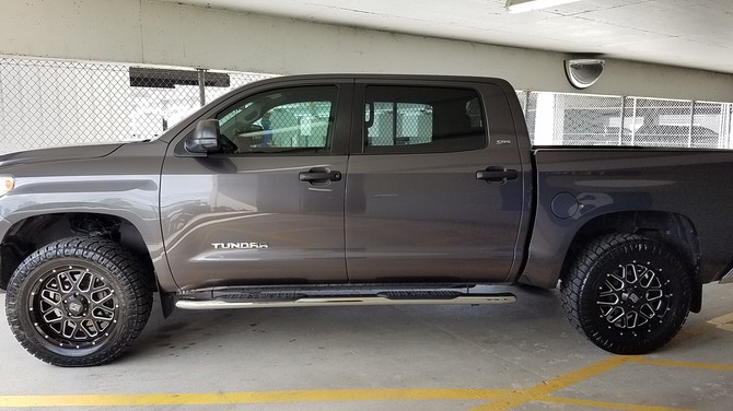 2014 Toyota Tundra Double Cab 2wd Nitto Exo Grappler 305/55R20 (2380)